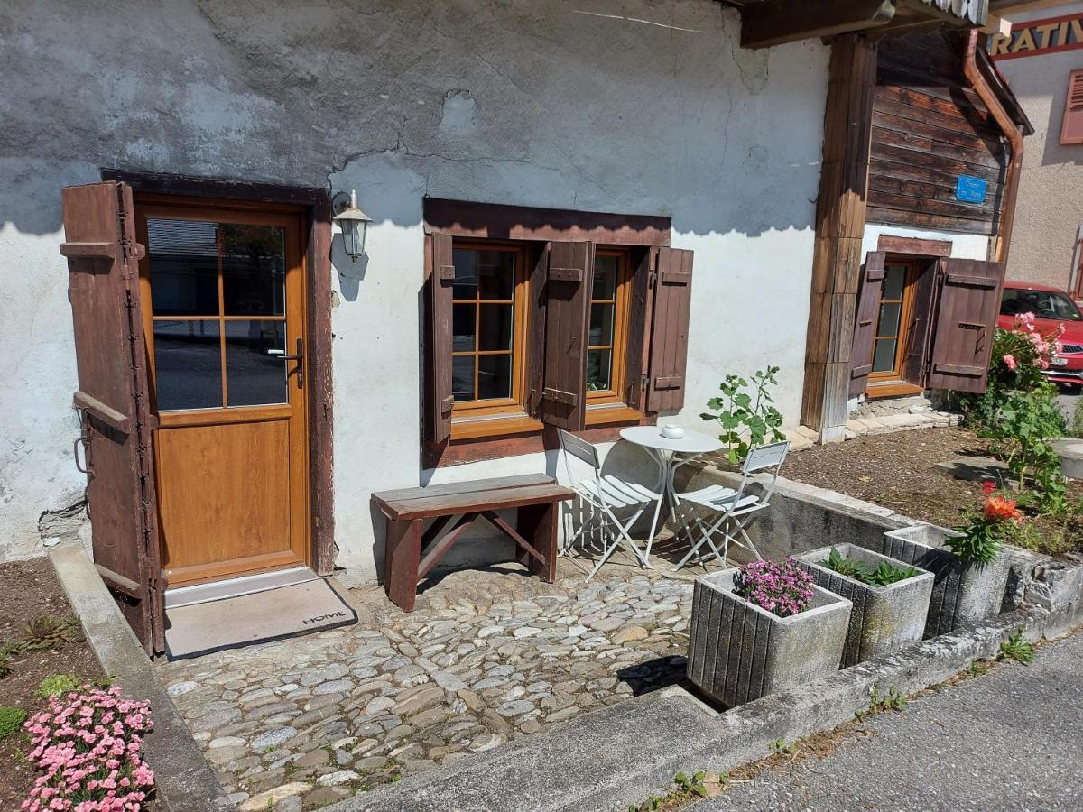 Appartement Voute En Gruyere Dans L'Intyamon Enney 外观 照片