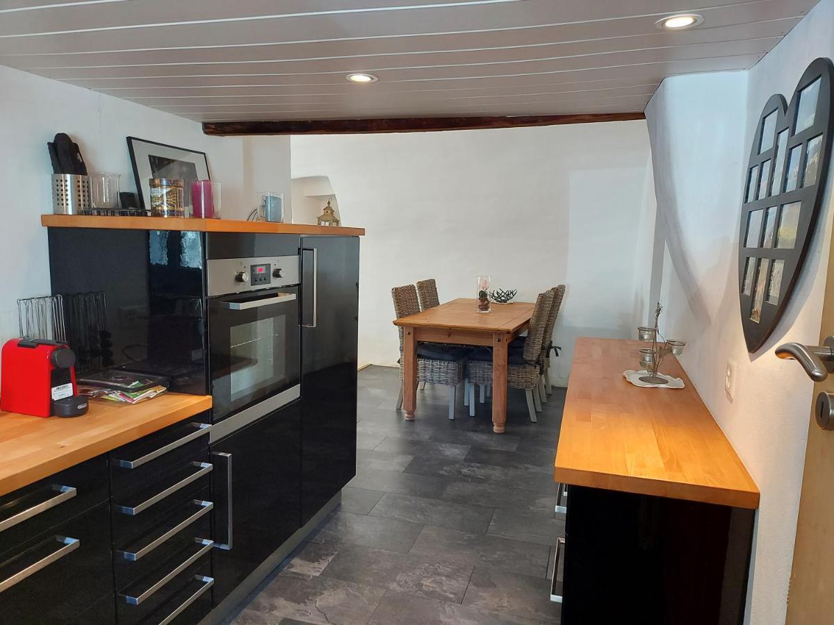 Appartement Voute En Gruyere Dans L'Intyamon Enney 外观 照片